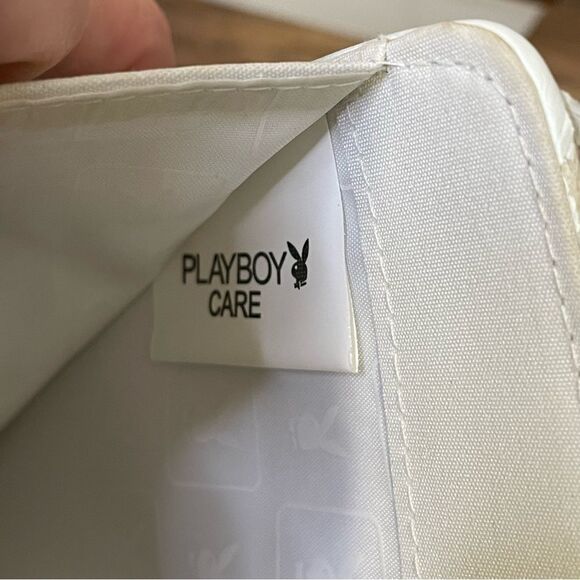 Playboy Quilted Stitched Logo Letters Wallet White With Silver Hardware Detail - Picture 7 of 15